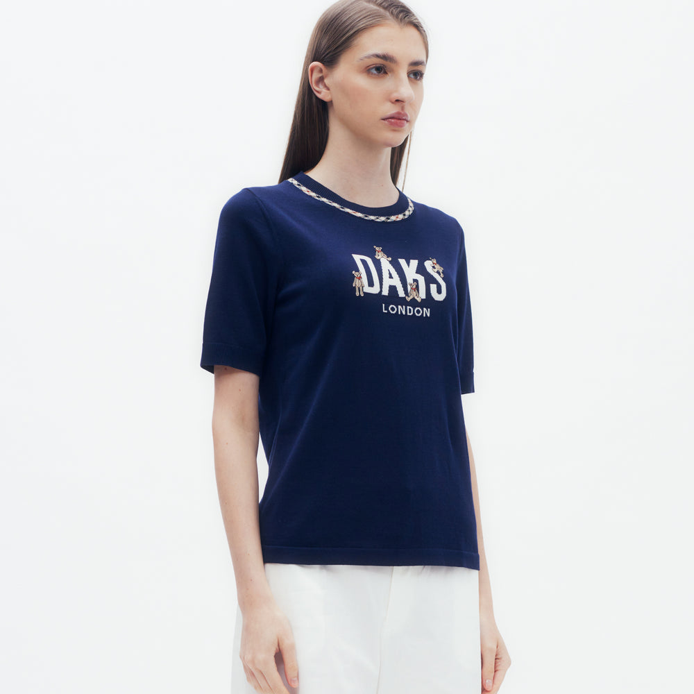 
                      
                        DAKS & Bear Crew Neck Knit Sweater DK L
                      
                    