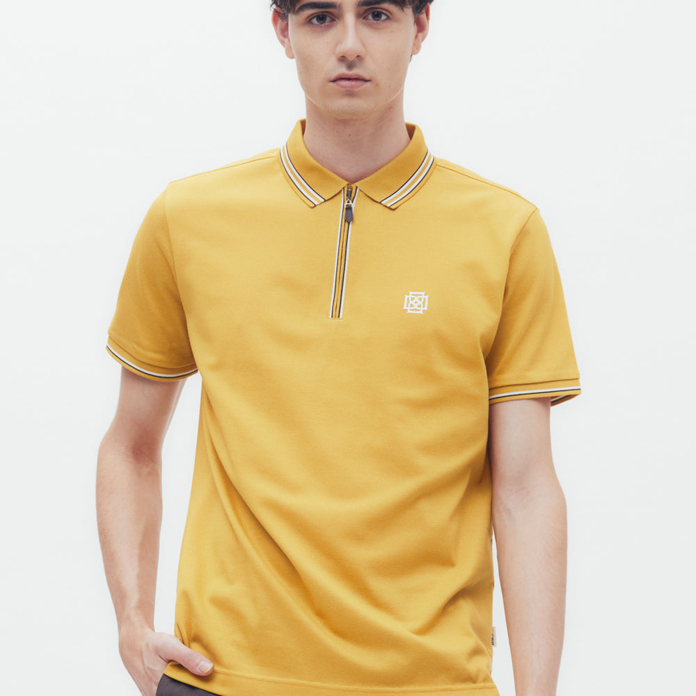 
                      
                        Interlocking DD Logo Zip Polo Shirt
                      
                    