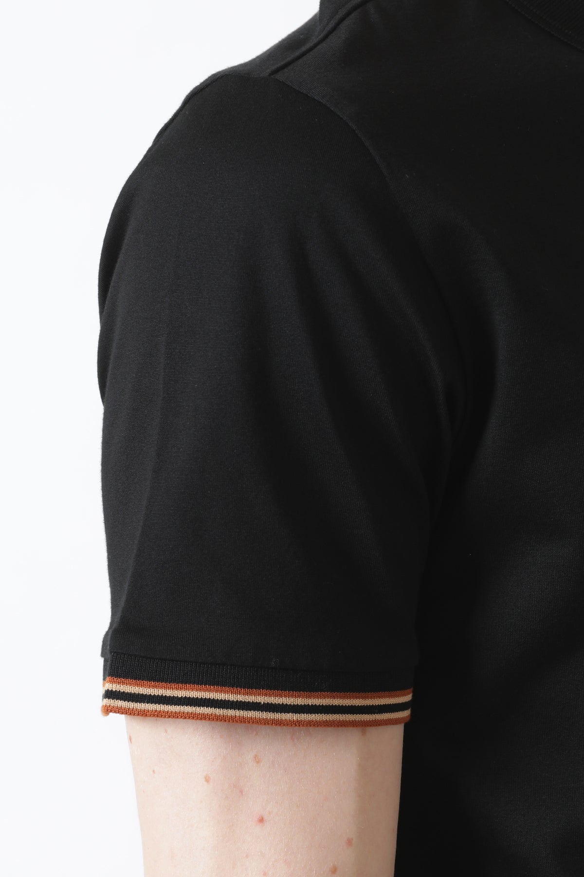 Interlocking D Logo Zip Polo Shirt – DAKS Hong Kong