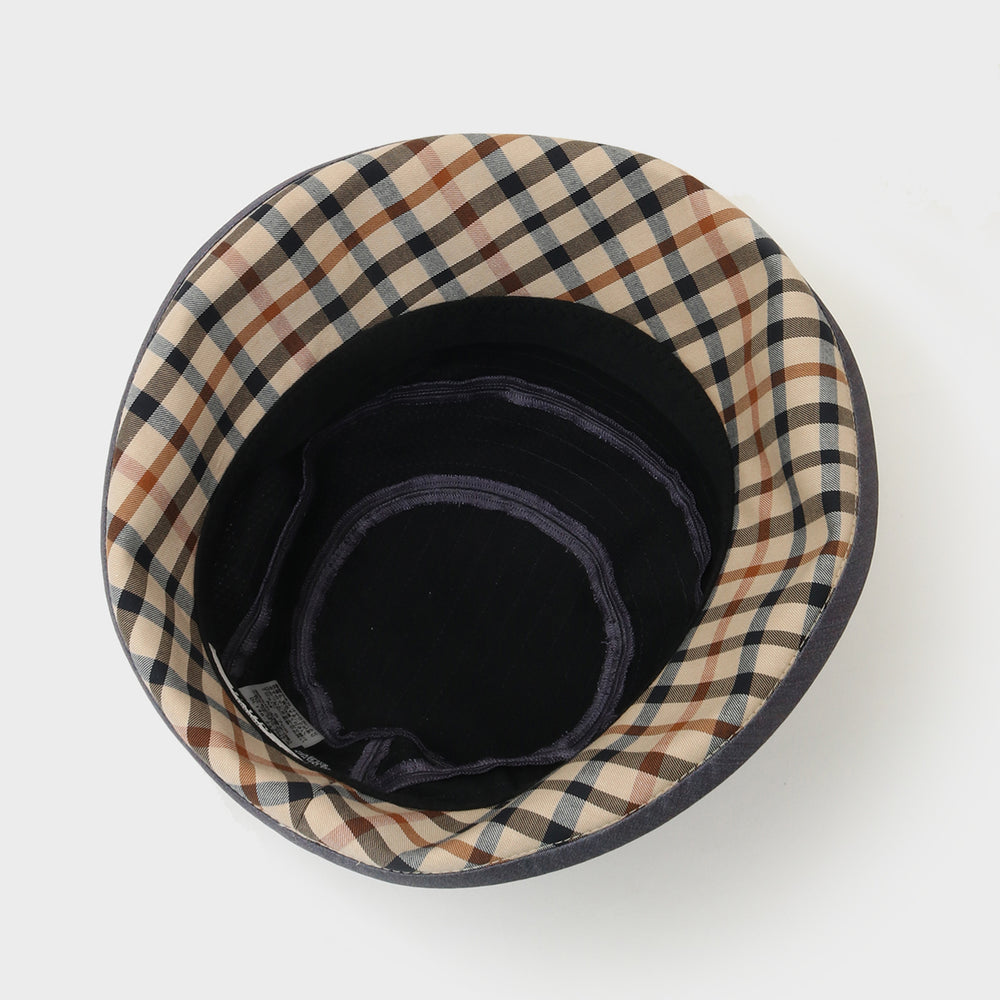 
                      
                        Silk Yarn-dyed Stitch Hat
                      
                    