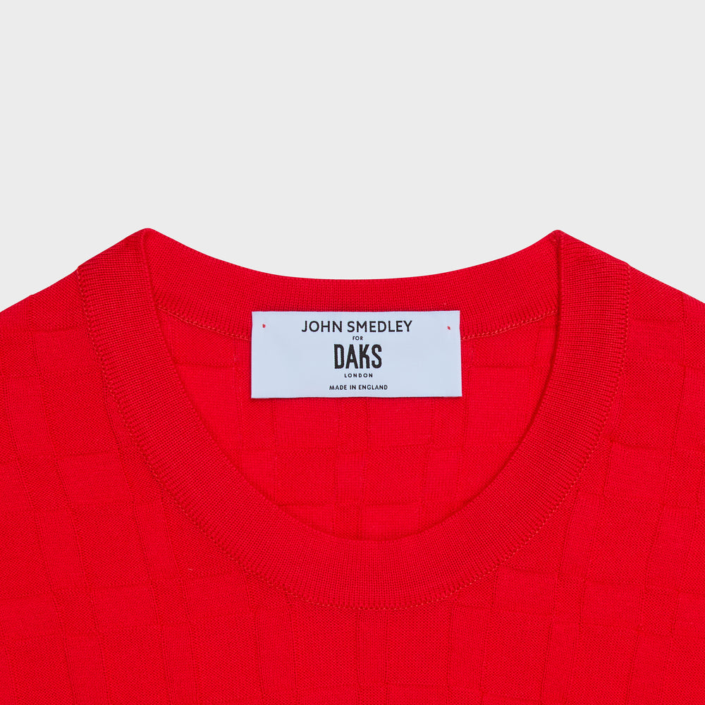 
                      
                        DAKS House Check Sleeveless Top
                      
                    