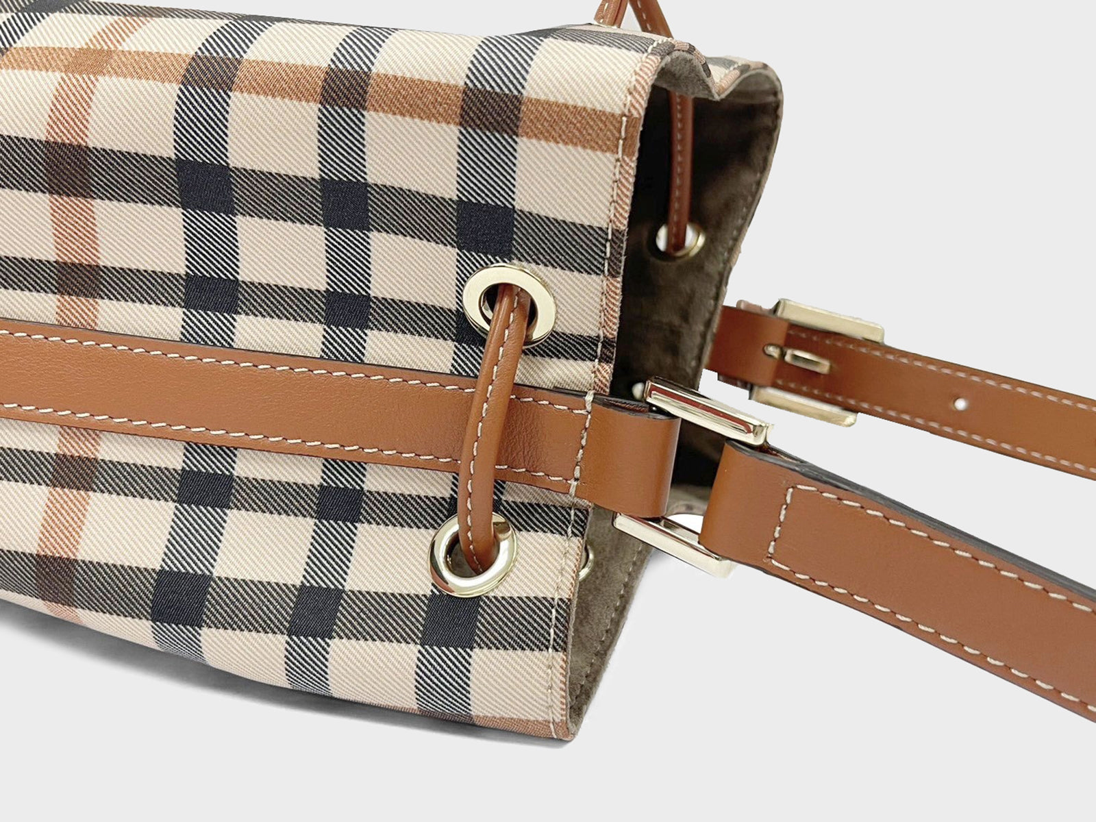 ★DAKS★Check Bucket BAG★ House Check Bucket Bag – DAKS Hong Kong
