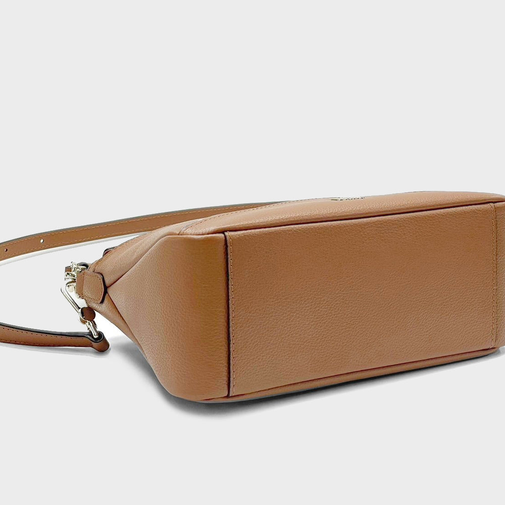 
                      
                        House Check Piping Shoulder Bag
                      
                    