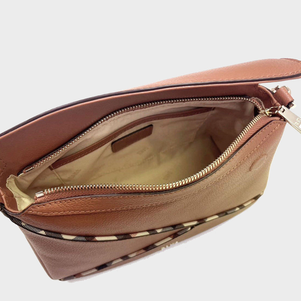 
                      
                        House Check Piping Shoulder Bag
                      
                    